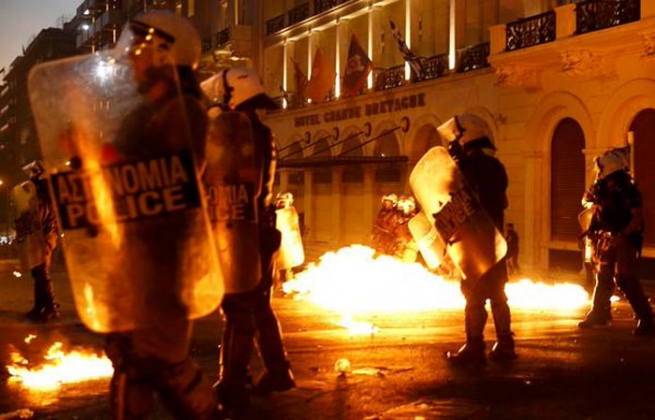 Столкновения на площади Синтагма