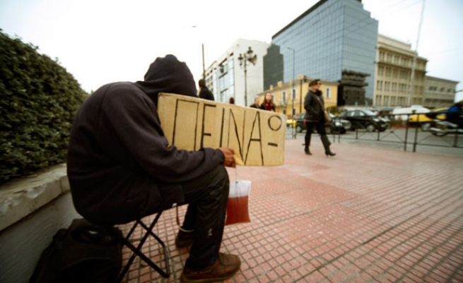 Статистика: 22% греков или 2,37 млн человек живут за чертой бедности.