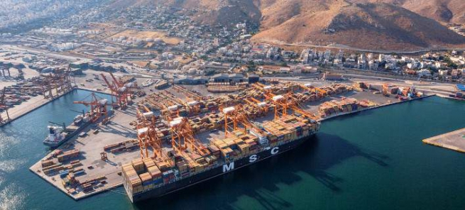 Reuters: продажа 51% акций порта Пирея (ОЛП)