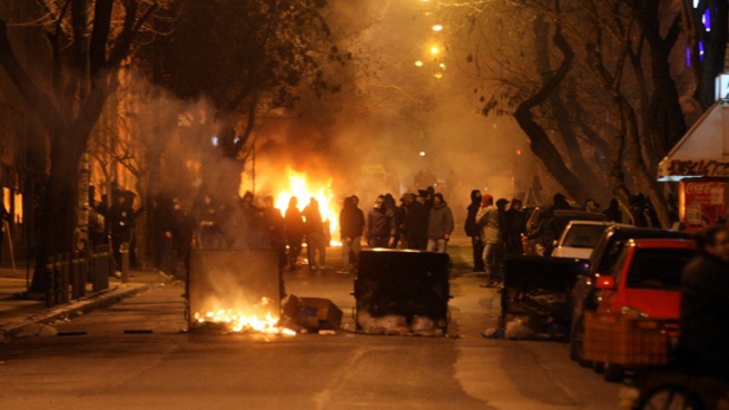 Анархисты устроили погром возле афинского Политехнио