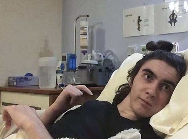 Великобритания: кома спасла подростка от депрессии из-за коронавируса