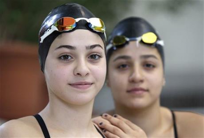 Сирийские сестры плыли из Турции в Грецию в течение трех часов