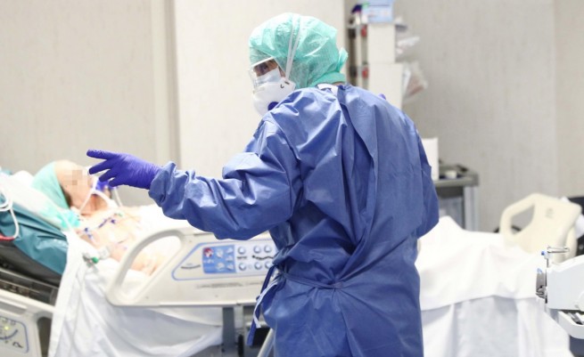 Коронавирус: больницы не смогут обслуживать 2000 инфицированных в день