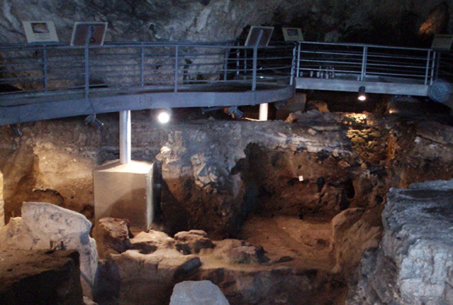 Музей пещеры Теопетры: путешествие в доисторическую эпоху