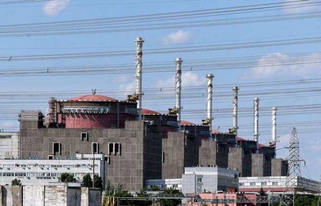 Ядерщики оценивают ситуацию на Запорожской АЭС (дополнено)
