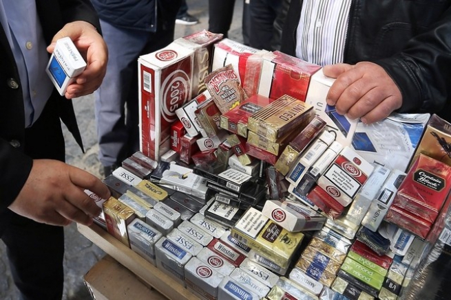 С чем связано падение продаж табака в Греции?