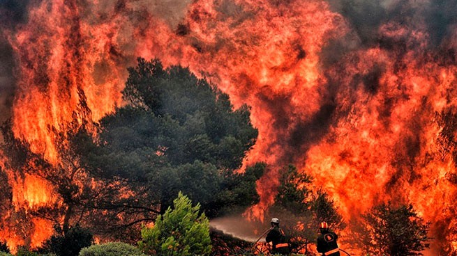 Греция снова горит, пожарного оборудования не хватает, а то, что есть, такое же старое, как Canadairs
