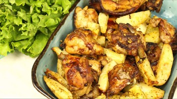 Курица, как на мангале, запечённая с картошкой в духовке