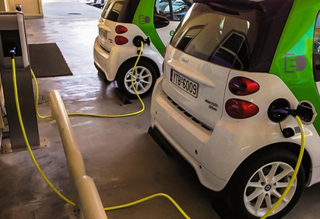 Греция выделит субсидии до 8000 евро на покупку новых электромобилей