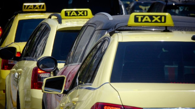 Новая уловка таксистов: увеличение счета за проезд