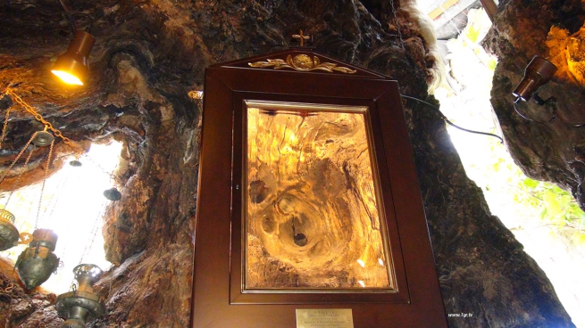 Панагия Платаниотисса – часовня Богородица Платанового дерева (фото-видео)