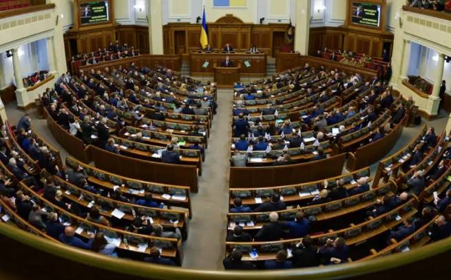 В Украине в первом чтении 7 февраля принят законопроект о мобилизации - его одобрили 243 депутата Верховной рады из 329
