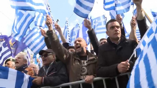 Митинги в Греции против референдума в БЮРМ