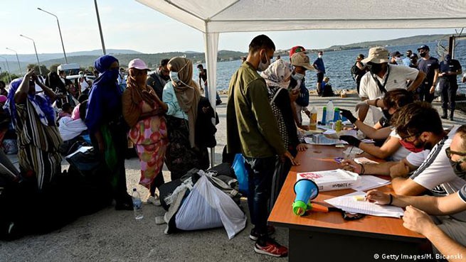 Независимый орган Греции отвергает претензии мигрантов