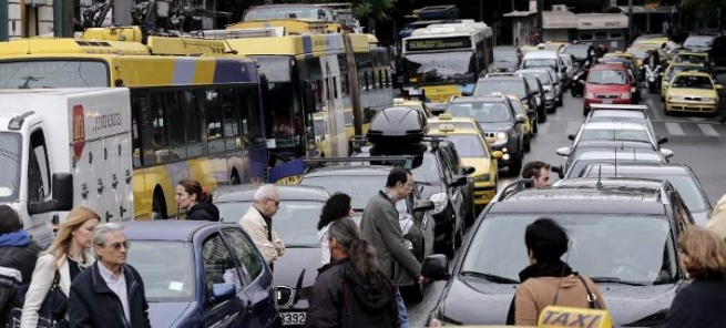 Транспортный коллапс в Афинах из-за всеобщей забастовки.