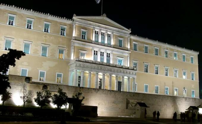 2 ареста в парламенте Греции