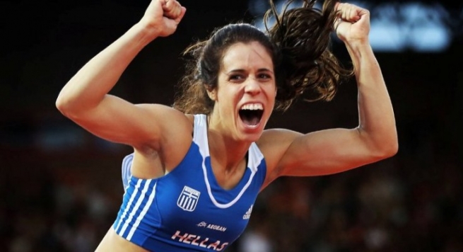 Гречанка Екатерини Стефаниди завоевала золото чемпионата мира в прыжках с шестом