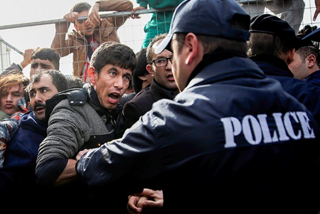 Итальянская и греческая полиция провели совместную операцию против перевозчиков нелегалов