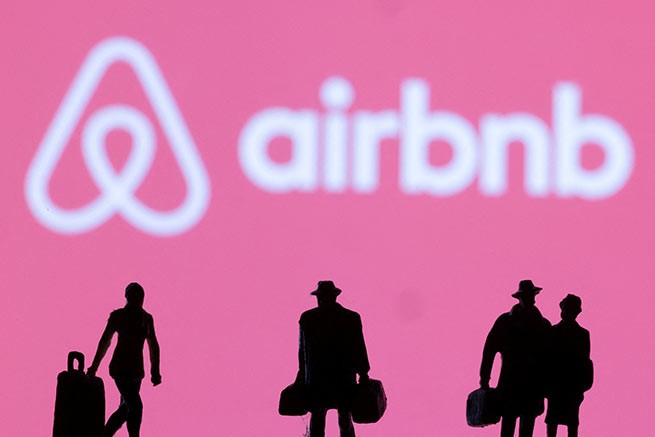 Airbnb не запрещает гражданам России или Беларуси делать бронирования на своей платформе