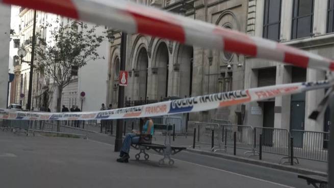 Власти Франции пытаются успокоить еврейскую общину