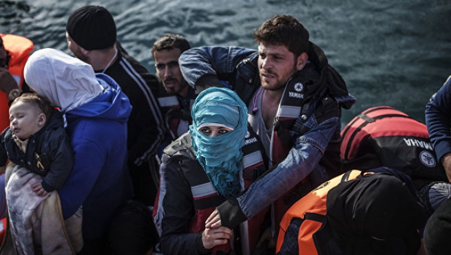 Турция приняла первых 300 мигрантов из Греции после соглашения с ЕС