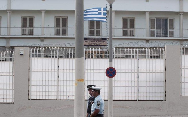 Заключенных иностранцев будут учить греческому языку