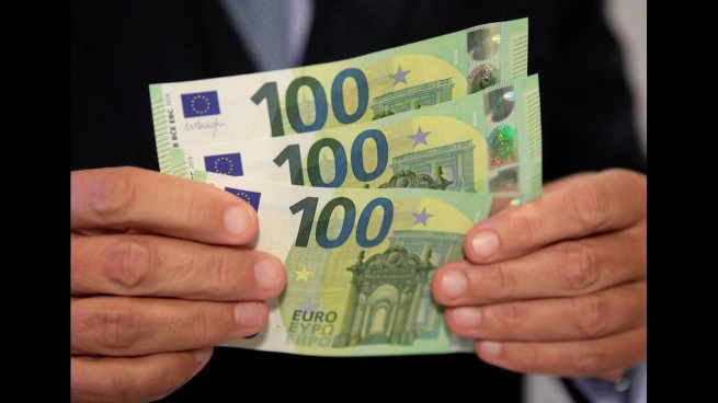 Салоники: обнаружены поддельные банкноты по 100 евро
