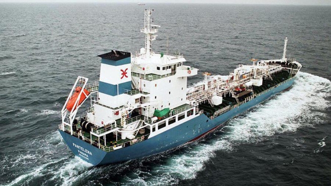 Греческий танкер "Pantelena" с российскими и грузинскими моряками, захваченный пиратами  у берегов Африки, освобожден