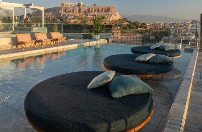 Более 1 миллиона евро стоимость "хирургической" инновации отеля с видом на Акрополь