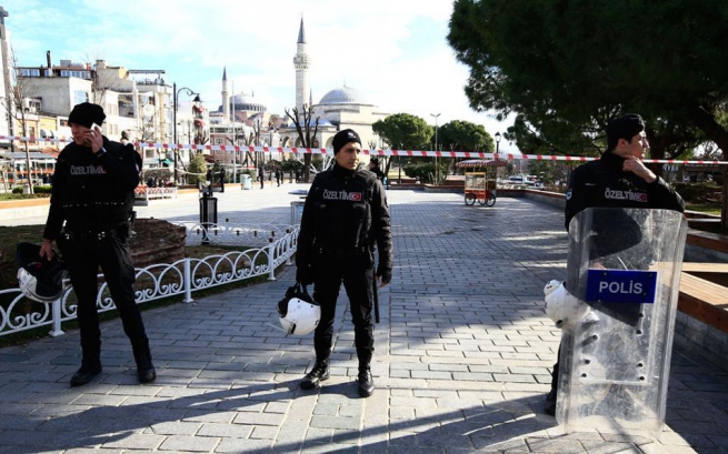 МИД Греции осудил теракт в Стамбуле