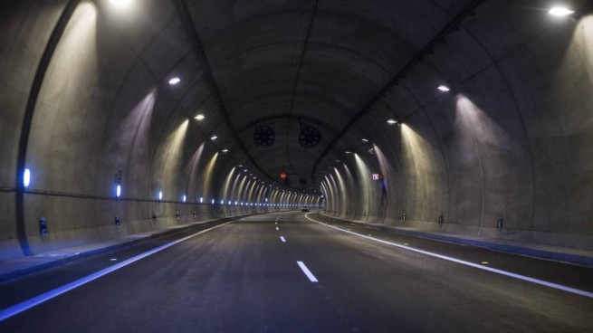 Стоп пробкам: новые туннели, которые изменят Афины