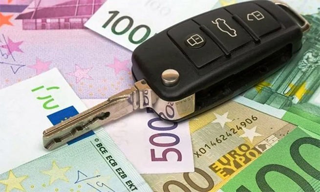 2022 год принесет штрафы миллионам греческих автовладельцев