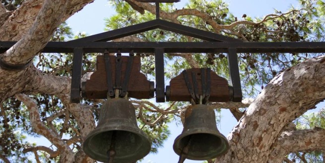 В Мениди украли колокола из святого храма