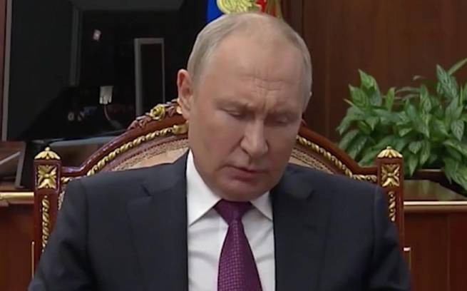 Путин прокомментировал смерть Пригожина: он взорвал себя сам (видео)