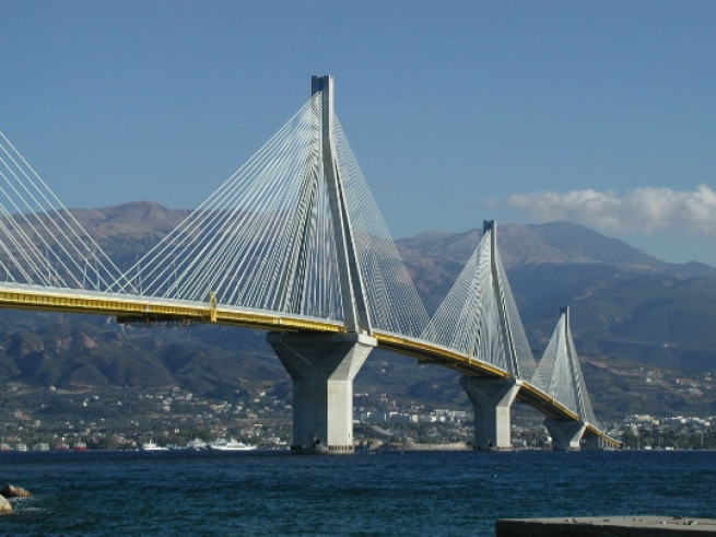 Мост через Керченский пролив – российский вариант Рио Антиррио?