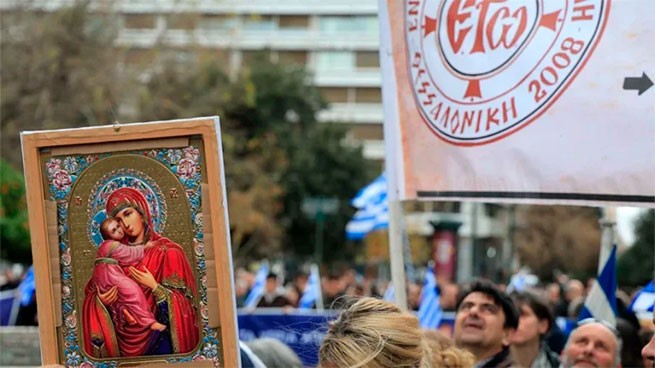 Митинги против однополых браков и усыновления детей ЛГБТ парами прошли в Афинах и Салониках