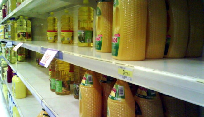 Сеть супермаркетов ограничила продажу подсолнечного масла