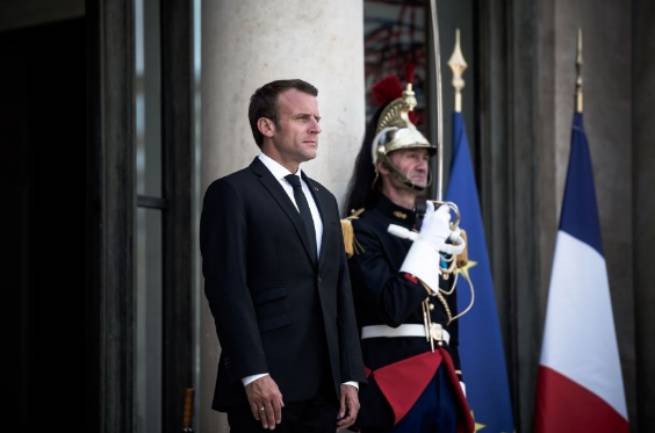 "Получите и распишитесь": в письме президенту Франции оказался человеческий палец