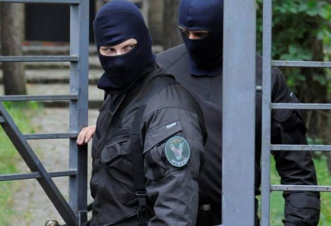 ABW: поляк и двое белорусов арестованы в Польше по подозрению в подготовке диверсий по заданию разведки РФ