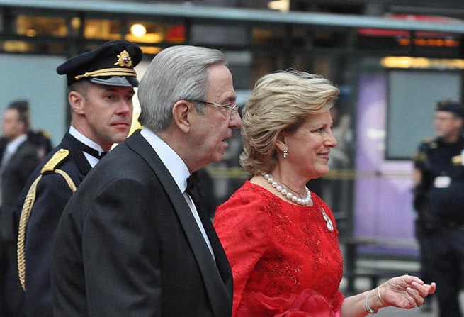 King Constantine II of Greece hospitalized with Covid-19