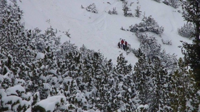 Снежная лавина обрушилась на горнолыжный курорт Банско в Болгарии: есть погибшие