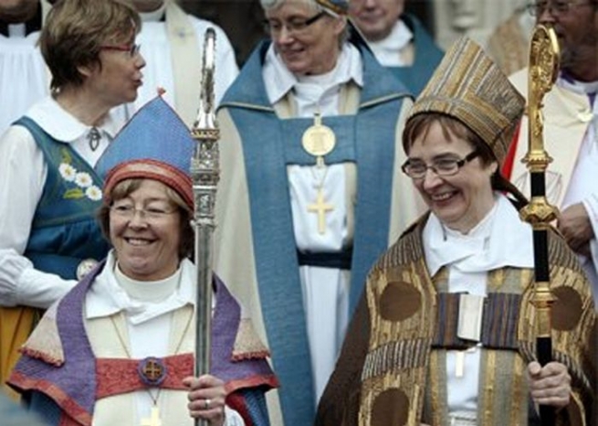 Швеция: священникам рекомендовали не употреблять слов «Господь» и «он» через гендер