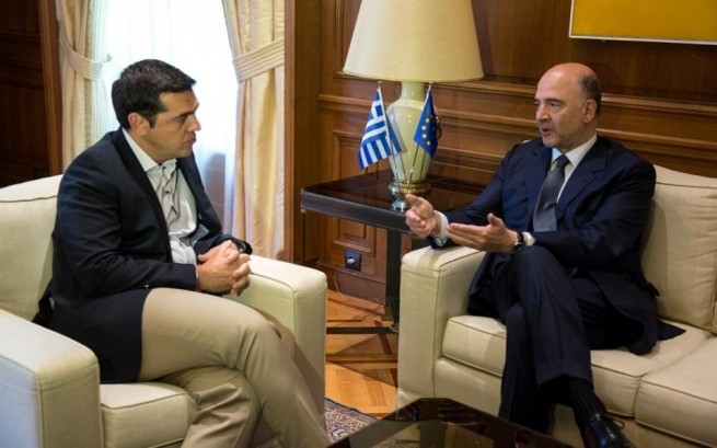 Московичи: "Греция стоит на двух ногах"