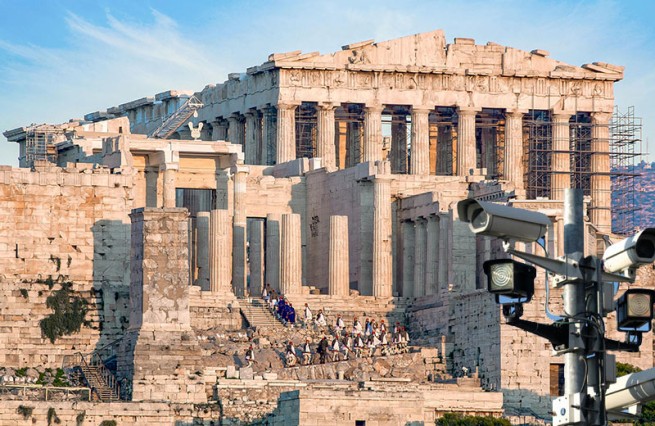 Акрополь: 150 камер наблюдения и диспетчерская