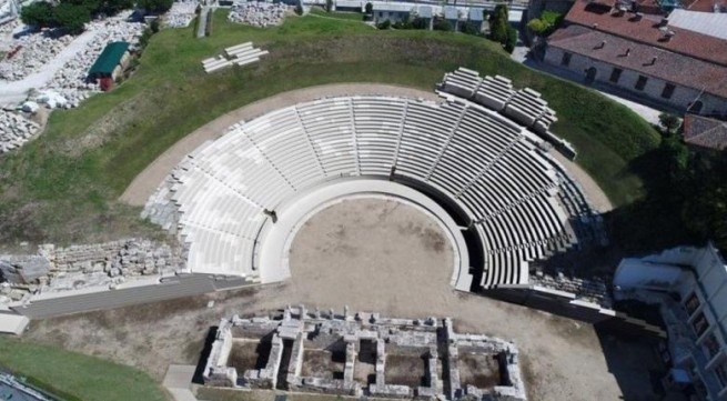 Древний театр в Ларисе примет своих первых посетителей в 2022 году