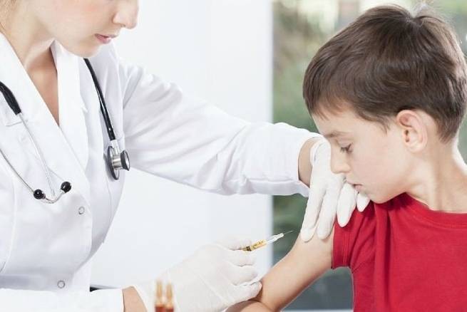 ЕМА одобрила вакцинацию детей 5-11 лет