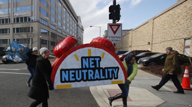 Конец свободного интернета: США отменили сетевой нейтралитет