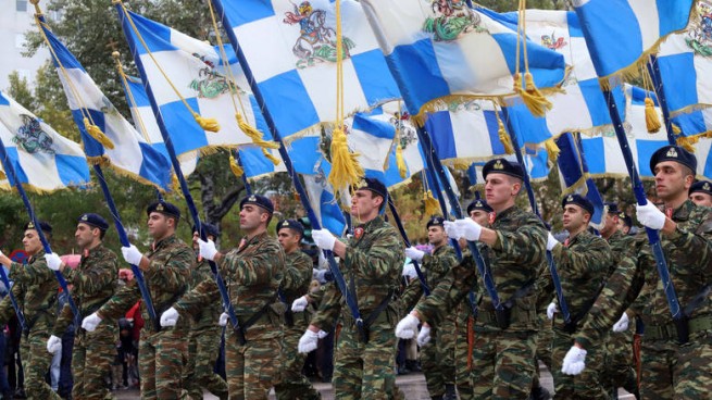 Военный парад в Салониках посвященный дню Охи (Видео)