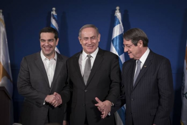 Премьер-министр Израиля прибыл в Грецию