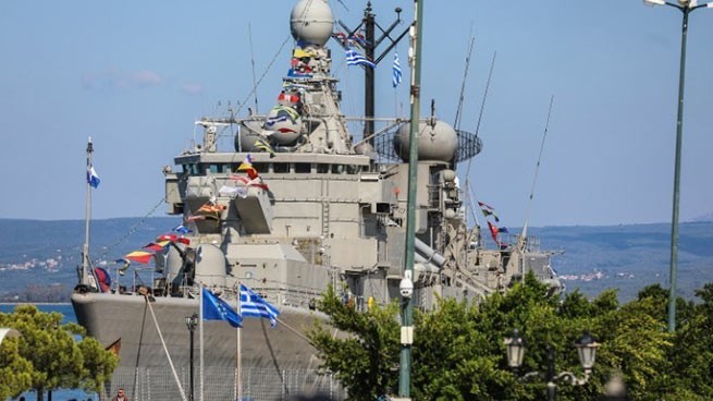 Боевые корабли ВМС Греции открыты для посещения в выходные в честь Дня независимости